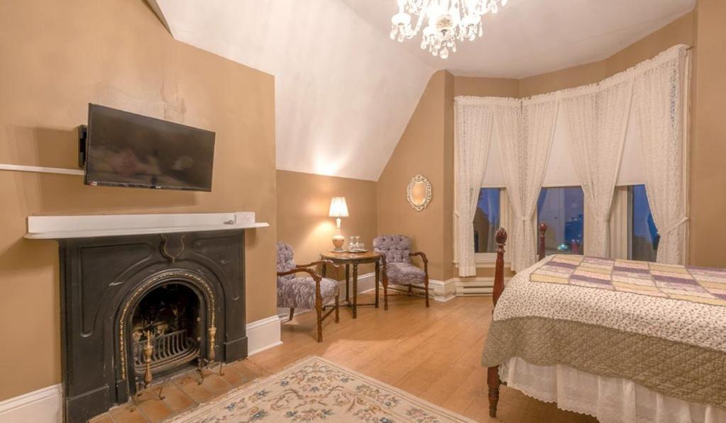 St. Martins Country Inn & Vaughan'S Restaurant Экстерьер фото