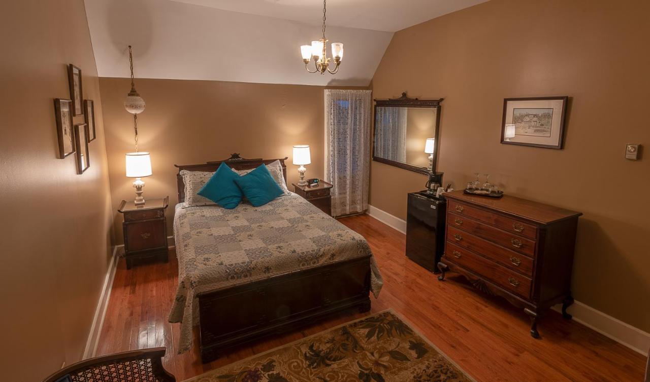 St. Martins Country Inn & Vaughan'S Restaurant Экстерьер фото