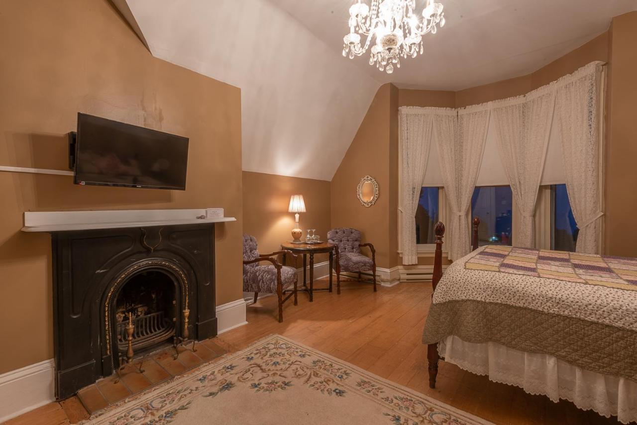 St. Martins Country Inn & Vaughan'S Restaurant Экстерьер фото