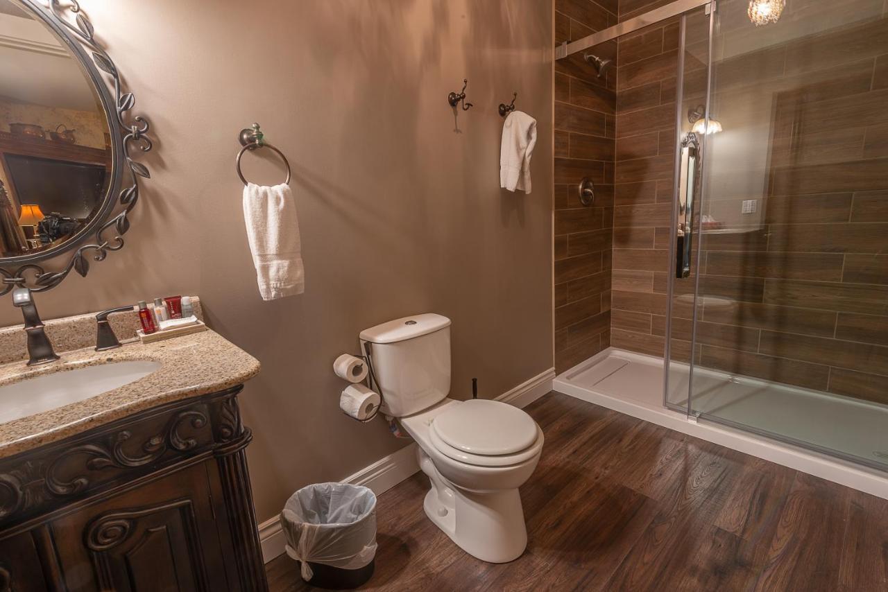 St. Martins Country Inn & Vaughan'S Restaurant Экстерьер фото